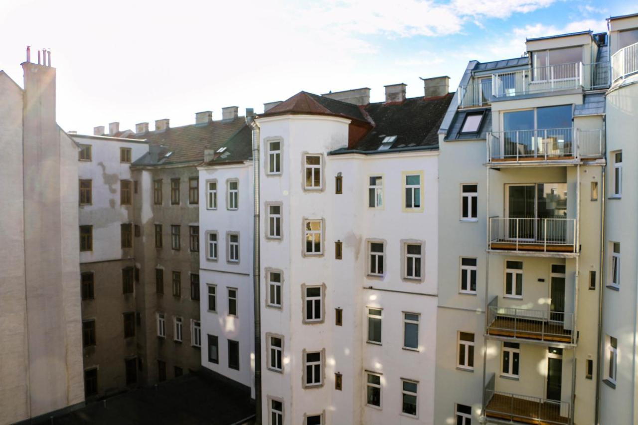 Charming Apartment: Only 10 Minutes To The Center Bécs Kültér fotó
