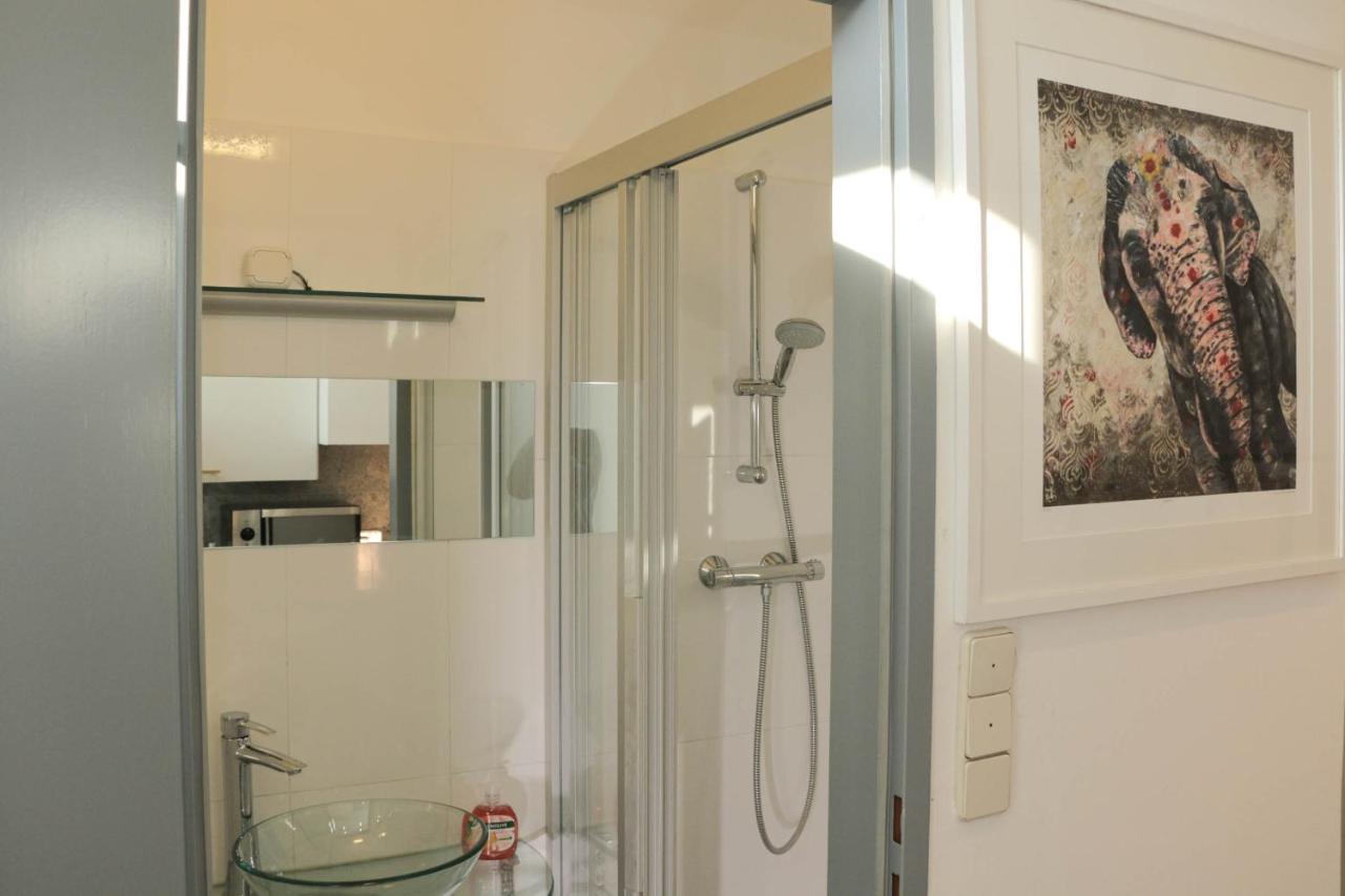Charming Apartment: Only 10 Minutes To The Center Bécs Kültér fotó